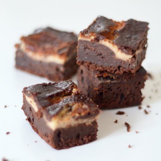 Cheesecake Brownie Bites