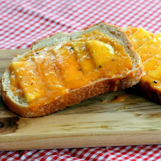 Apple Cheddar Grilled Cheese