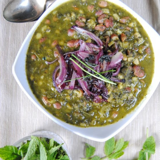 Middle Eastern legume soup