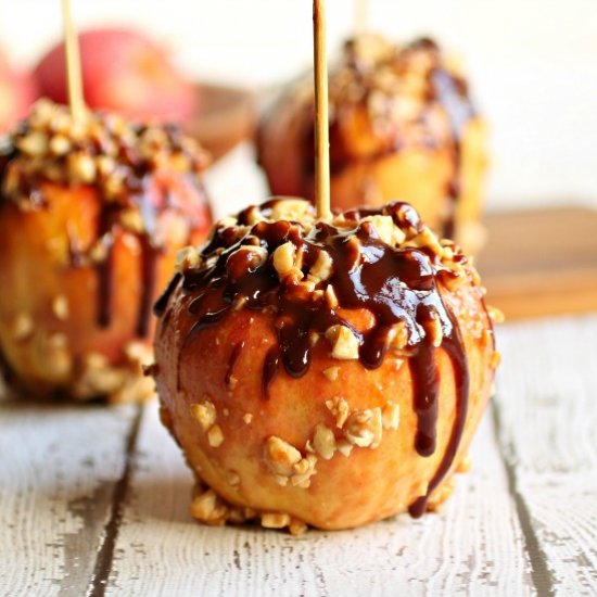 Nutty Peanut Butter Caramel Apples