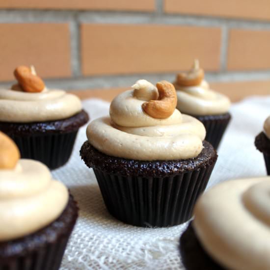 Chocolate Cupcake & Cashew Frosting