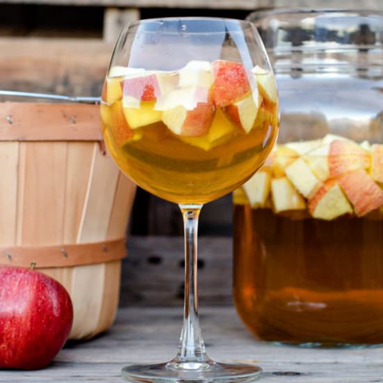 Caramel Apple Sangria