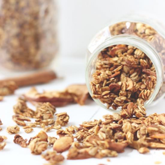 Apple Spice Granola