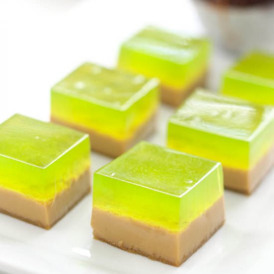 Caramel Apple Jello Shot Squares