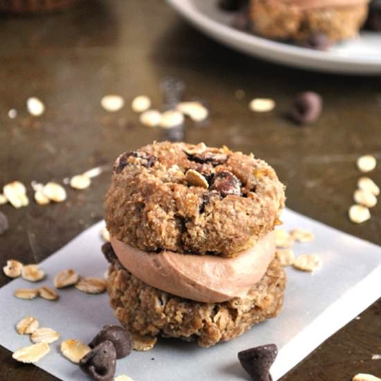 Banana Bread Sandwich Cookies