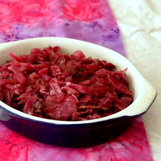 Rotkohl {Sweet & Sour Red Cabbage}