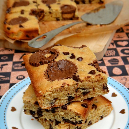 Blondies with Peanut Butter Cups