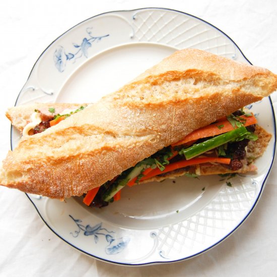 Banh mi with marinated pork