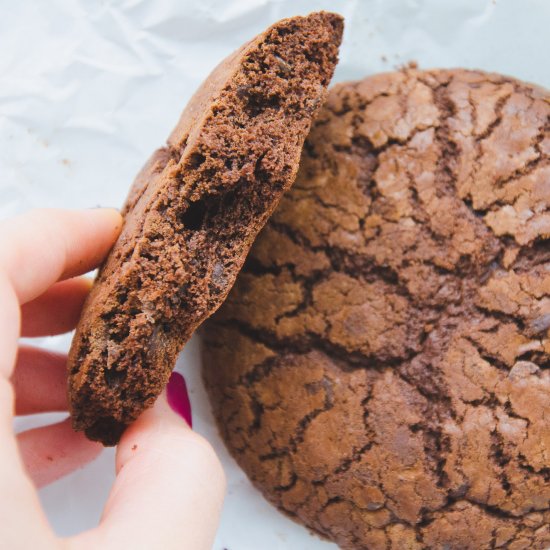 Peanut Butter Chocolate Chip Cookie