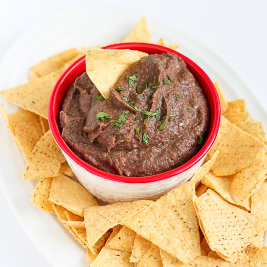 5-Minute Black Bean Dip