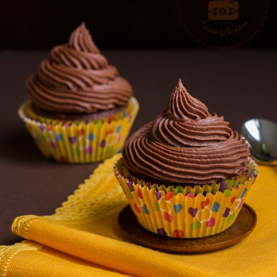 Chocolate Cream Cheese Cupcakes