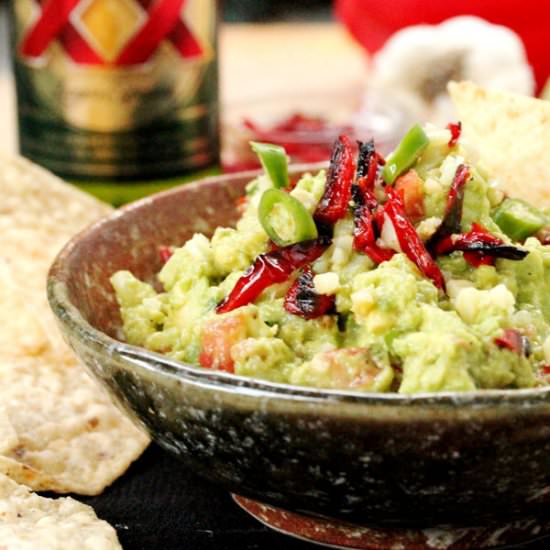 Roasted Red Bell Pepper Guacamole