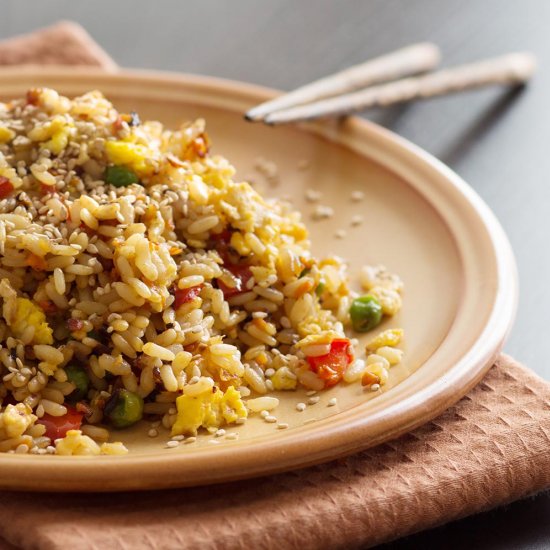 Fried rice with vegetables and eggs