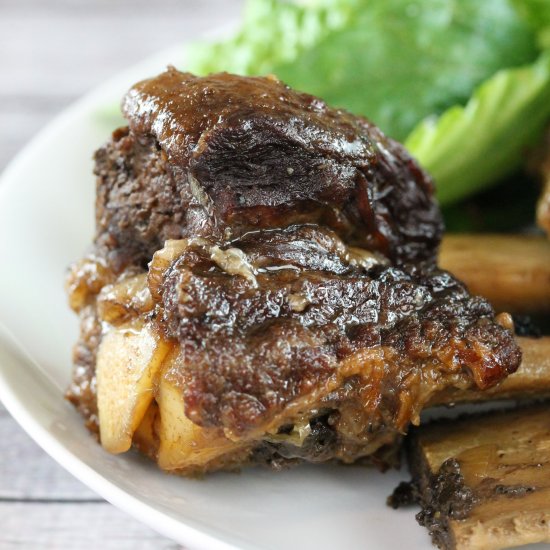 Classic Braised Beef Short Ribs