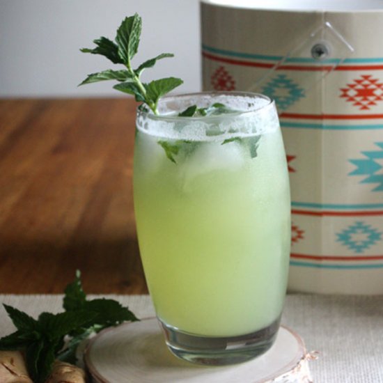 Fresh Honeydew Ginger Mojito