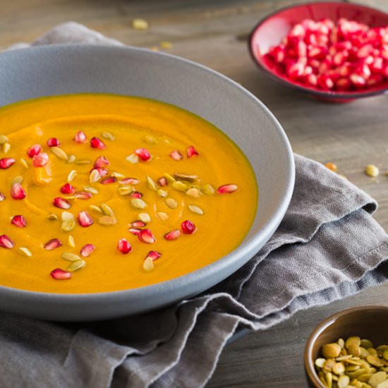 Curried Butternut & Carrot Soup