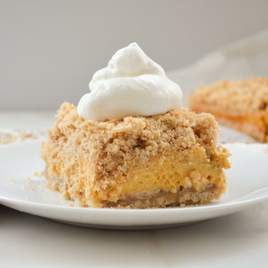 Pumpkin Cheesecake Crumb Bars