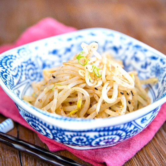 Spicy Bean Sprout Salad