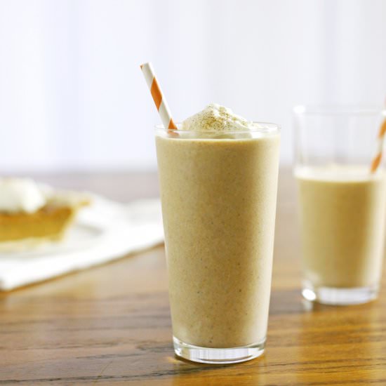 Cinnamon-Pumpkin Pie Milk Shakes