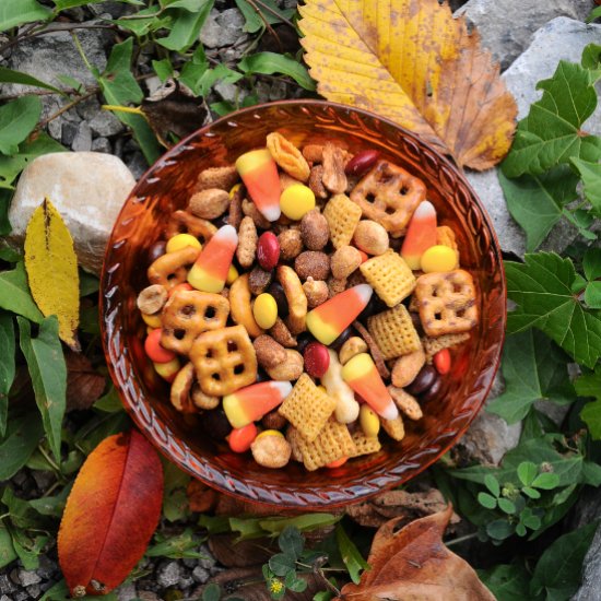 Sweet & Salty Halloween Snack Mix