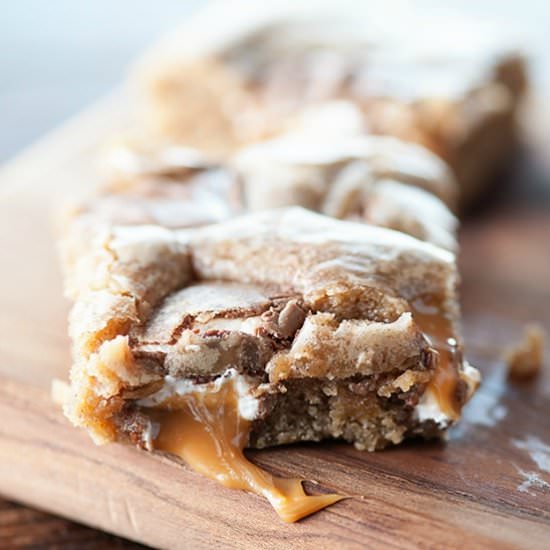 Caramel Apple Blondies