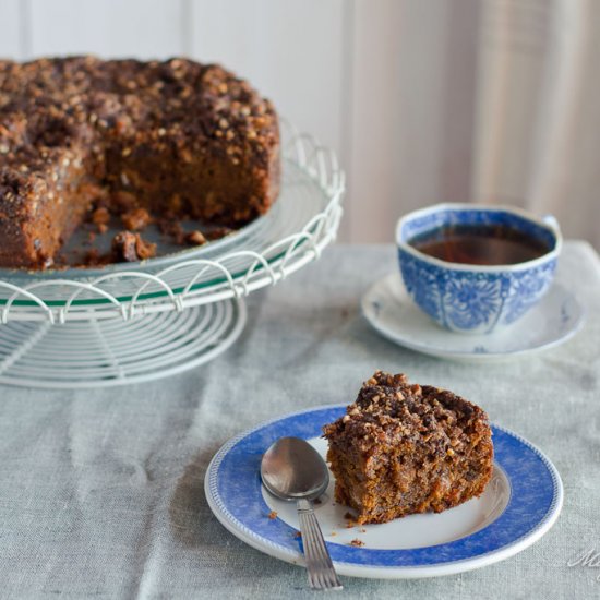 Pumpkin Cake with Nutty Crumble