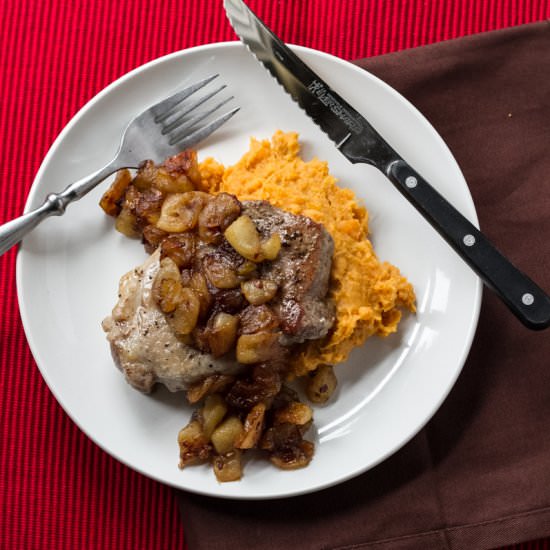 Pork Chops with Ginger Fried Apples