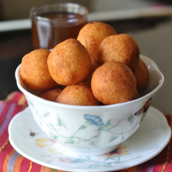 Colombian cheese fritters