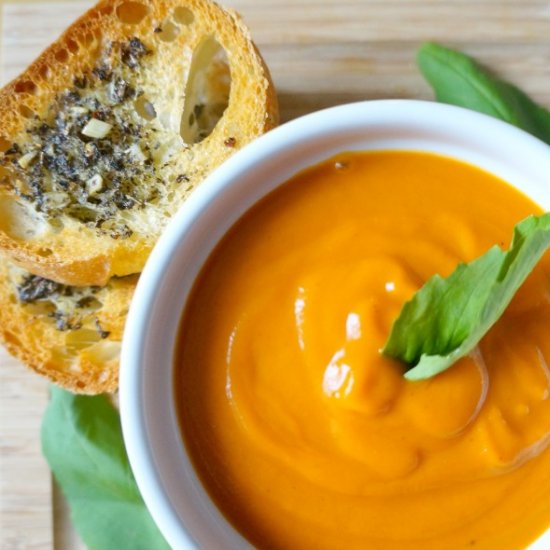 Creamy Tomato Soup & Herb Crostini