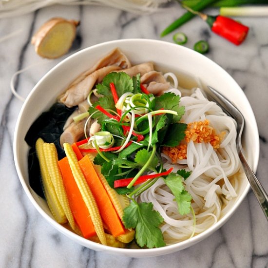 Vegetables & Mushroom Noodle Soup