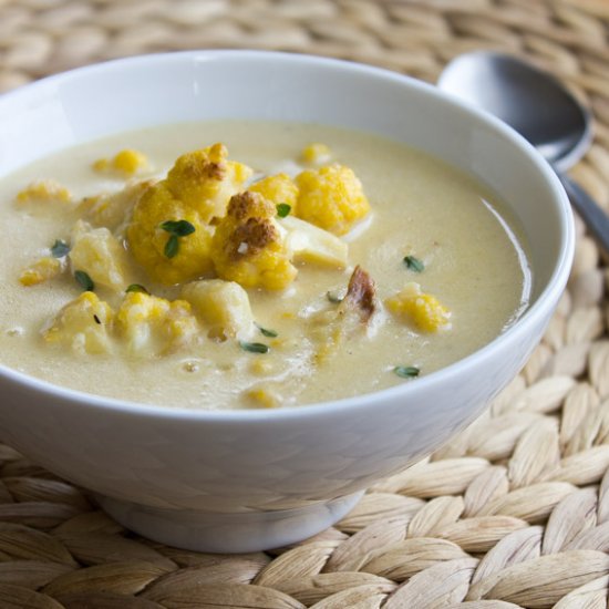 Creamy roasted cauliflower soup