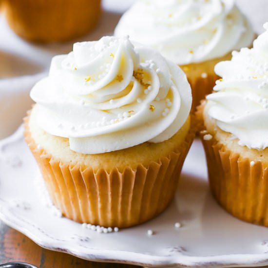 White Wedding Cupcakes