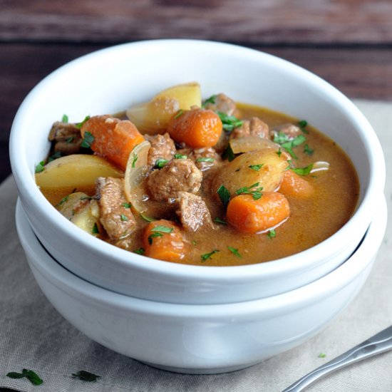 Slow Cooker Hearty Beef Stew