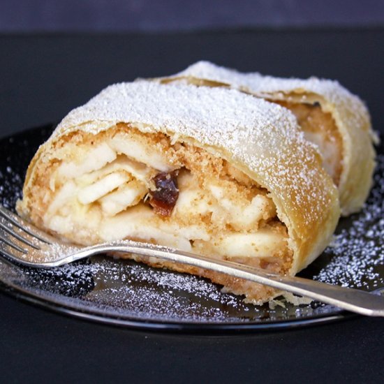 Original Viennese Apple Strudel