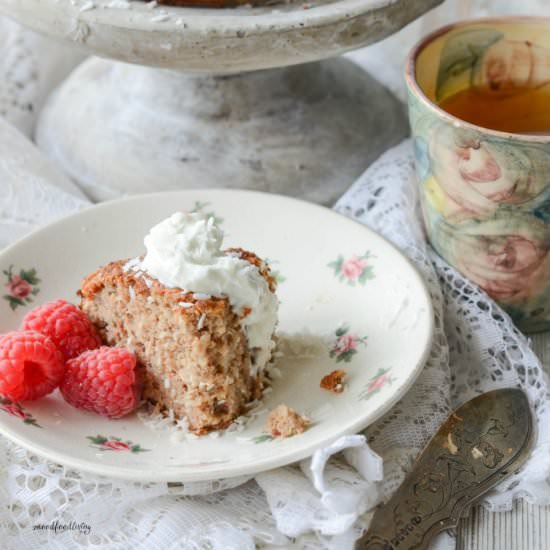 Sugar Free Banana and Coconut Cake