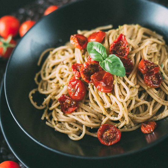 Spaghetti with Pistachio Pesto