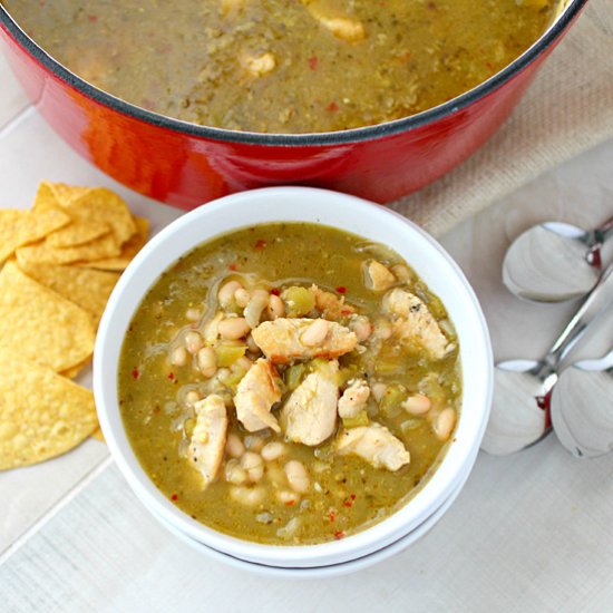 Green Chili Chicken and Bean Soup