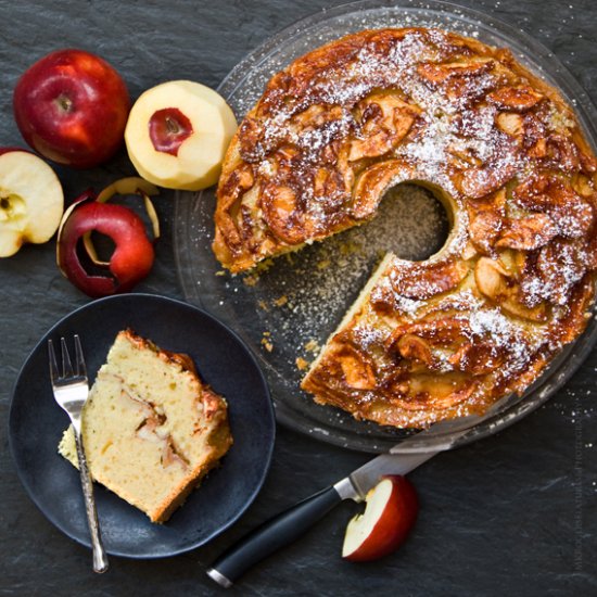 Simple Apple Cake