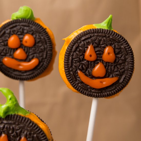 Oreo Pumpkin Lollipops