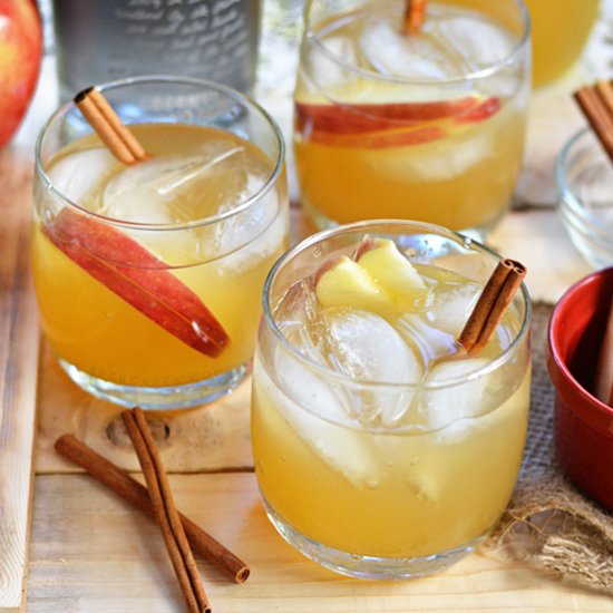 Spiced Coconut Rum Apple Cocktail