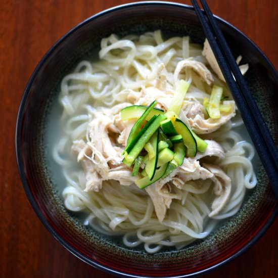 Korean Chicken Noodles (KalGukSu)