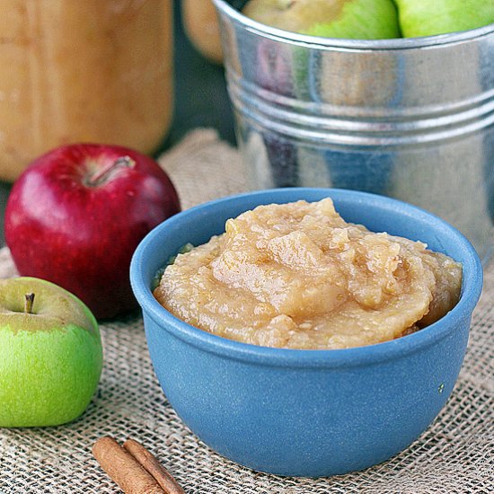 Easiest Smooth Homemade Applesauce