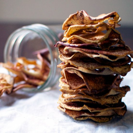 Autumn Spiced Apple Chips