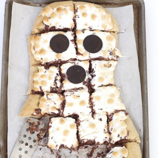 Spooky S’mores Pizza