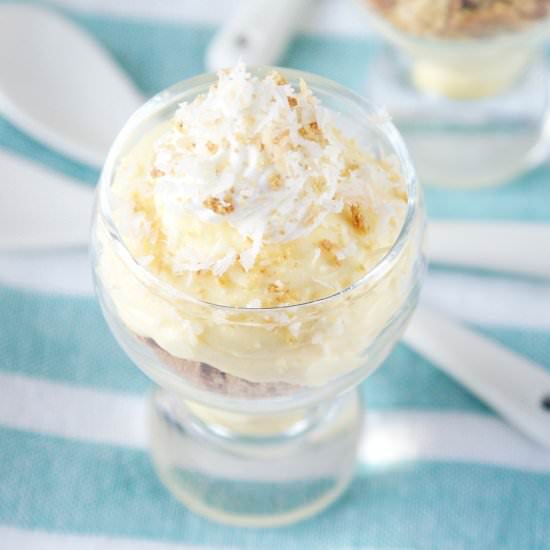 Coconut Cream Pie Shooters