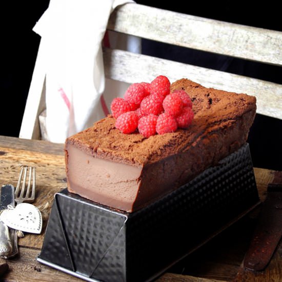 Magic custard chocolate cake