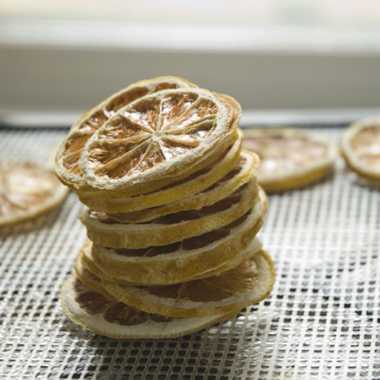 Dried Lemon Slices & Detox Water