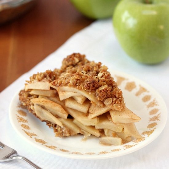 Apple Gingersnap Crumb Pie