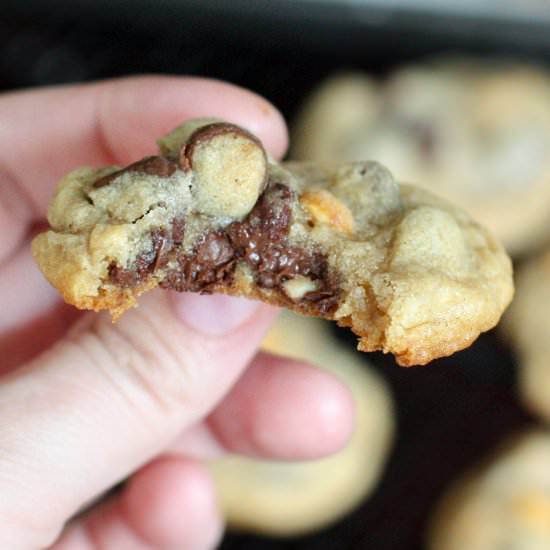 Salted Caramel Peanut Cookies