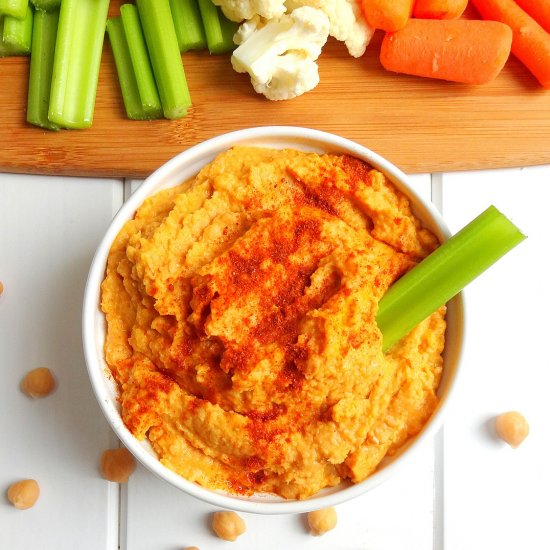 Skinny and Spicy Buffalo Dip